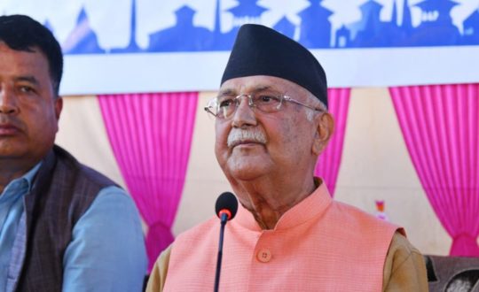 एमाले केन्द्रीय समिति बैठक ललितपुरमा, के गर्लान् ओलीले ?