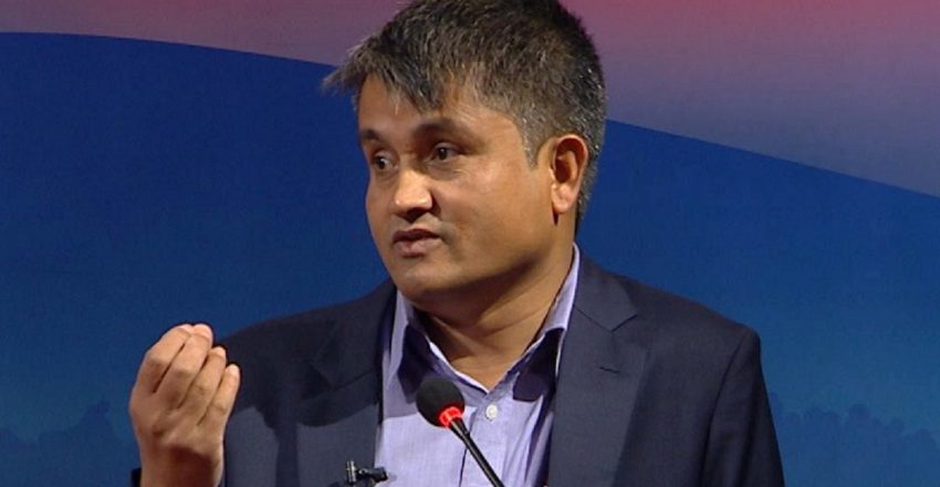 एमाले नेता सूर्य थापाको टिप्पणी : ‘१२ भाइले छाड्नुस् भन्न मिल्छ, पुनर्गठन भन्न मिल्दैन’