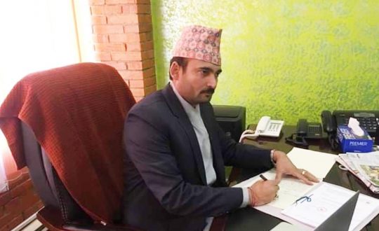 विदेश भाग्ने तयारीपछि क्यानका महानिर्देशक प्रदीप अधिकारी अख्तियारको नियन्त्रणमा