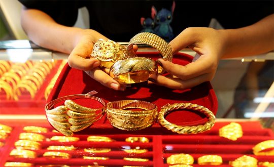 सुनको मूल २ लाख ५० हजार नाघ्यो