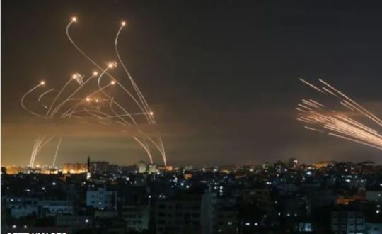 इरानले खसालेको अमेरिकी लडाकू विमानका एक पाइलटको उद्धार, अर्का वेपत्ता