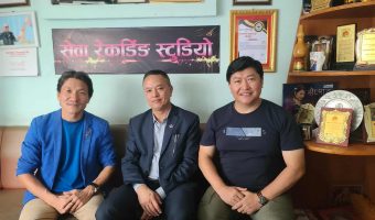 प्रहरी सेवासँगै साहित्य–संगीतमा पनि अब्बल: आईजीपी खापुङको शब्दमा नयाँ गीत सार्वजनिक हुँदै !