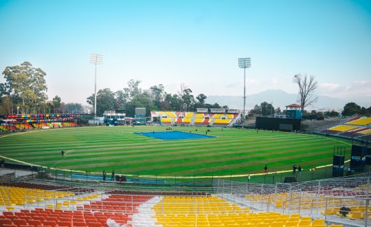 टिकट नलिएकाहरु मैदान वरपर गएर भीडभाड नगर्न प्रहरीको आग्रह !