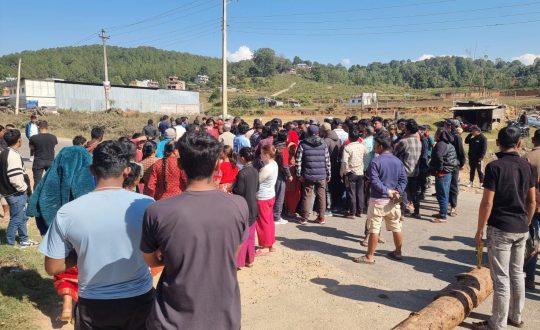 पाँचखालमा अवस्था तनावग्रस्त बन्दा अरनिकाे राजमार्ग अवरूद्ध !