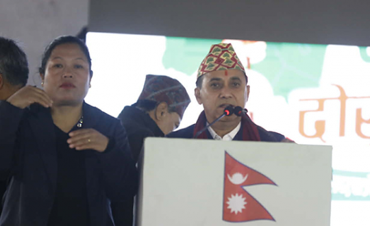 विशेष महाधिवेशनमा विश्वप्रकाशले पेस गरेको प्रतिवेदनमा के छ ?