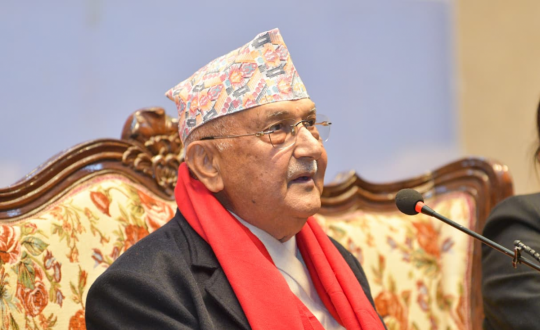 झापामा चुनाव लड्छु भनेर धाक नलगाउन बालेनलाई ओलीको चुनौती