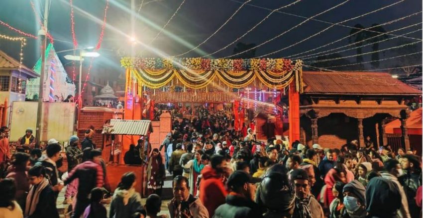 आज महाशिवरात्रि पर्व, देशभरका शिवालयमा दर्शनार्थीको घुइँचो