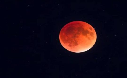 आज खग्रास चन्द्रगहण, विशेष उपकरणविना नै हेर्न सकिने