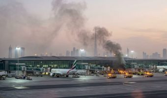 दुबई विमानस्थल नजिक ड्रोन आक्रमण, उडान सेवा प्रभावित