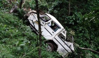 डोटीमा जीप दुर्घटना हुँदा चालकसहित दुईजनाको ज्यान गयो