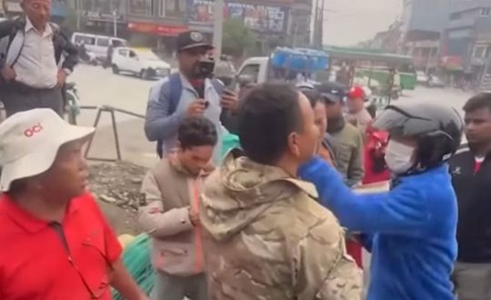 किताब बेच्ने क्रममा महावीर पुनसँग भनाभन गर्ने व्यक्ति पक्राउ