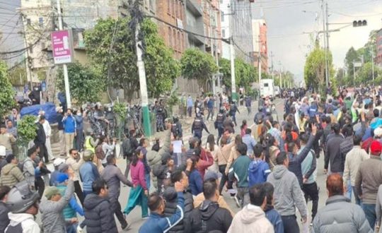 एमाले अध्यक्ष ओली पक्राउको विरोधमा उत्रेका सात प्रदर्शनकारी पक्राउ