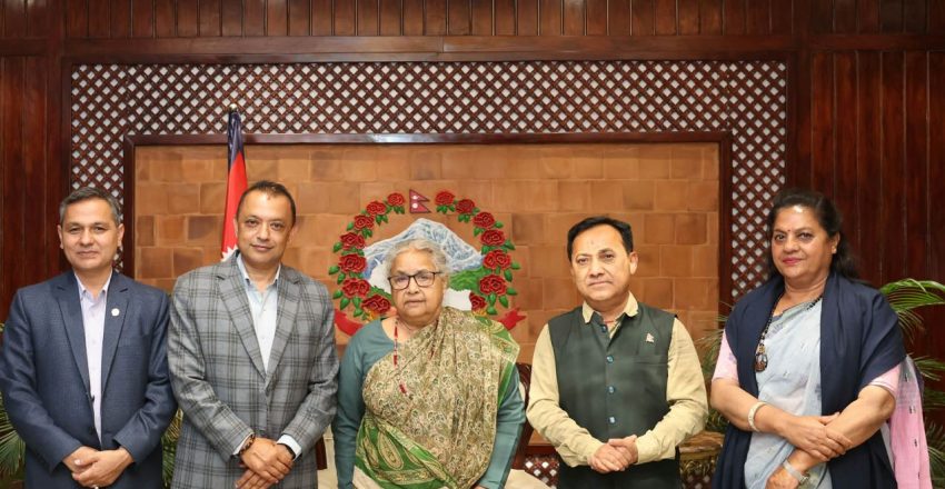 प्रधानमन्त्री कार्कीलाई भेट्न बालुवाटार पुगे कांग्रेस सभापतिसहितका नेता