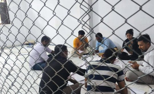 कांग्रेस र एमालेबाट अहिलेसम्म निर्वाचित सांसदहरू काे-काे हुन् ? कति ठाउँमा अग्रता ?