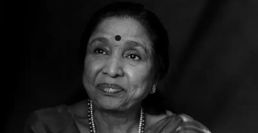 बलिउडकी दिग्गज गायिका गायिका आशा भोसलेको निधन