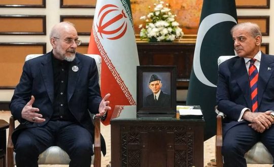 अमेरिका-इरानबीच के कुरामा हुन सकेन सहमति ? पाकिस्तानले मध्यस्थकर्ताको भूमिका जारी राख्ने