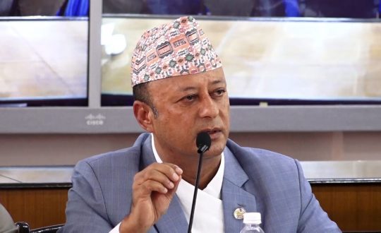 चरित्र हत्या गर्ने उद्देश्यले म विरुद्ध ‘मिडिया ट्रायल’ हुँदैछः  पूर्वमन्त्री खड्का