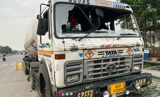 ग्यास बुलेटको ठक्करबाट बाबु-छोरीको ज्यान गयो