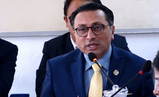 नेपालकै इतिहासमा सबैभन्दा ठूलो वित्तीय अपराधको छानबिन भइरहेको छः अर्थमन्त्री वाग्ले