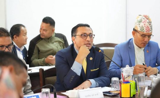 आर्थिक विधेयक संशोधन विवादमा अर्थमन्त्री वाग्लेको बचाउ, ‘कहाँ राजद्रोह देख्नुभयो?’
