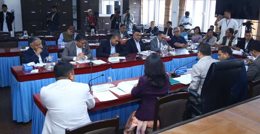 ‘मौद्रिक नीतिबाट ठोस राहत नआए अर्थतन्त्रले नयाँ छलाङ मार्न सक्दैन’