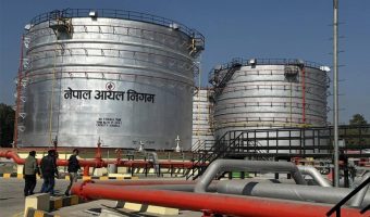 आईओसीको नयाँ खरिद मूल्यपछि निगमले घटायो इन्धनको मूल्य