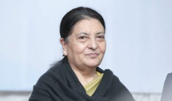लोकतान्त्रिक मूल्य सुदृढ बनाउन अग्रज नेताको आदर्श आत्मसात् गर्नुपर्छः पूर्वराष्ट्रपति भण्डारी