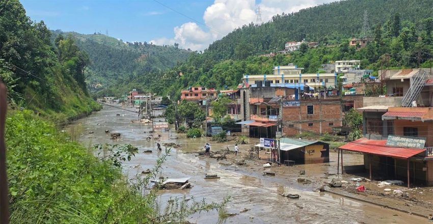 भोटेकोसीमा पानीको बहाब बढ्यो, महाशाखाले भन्यो-‘ठूलो बाढीको जोखिम छैन’