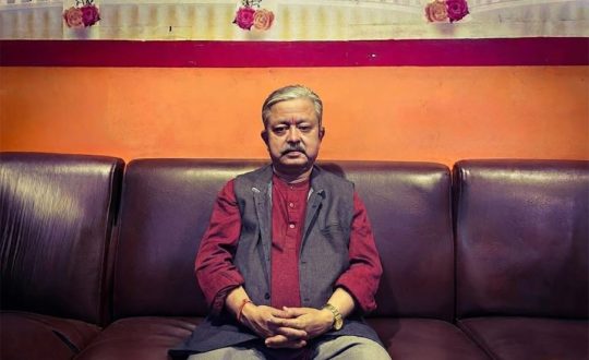 किन पक्राउ परे राजनीतिक विश्लेषक भरत दाहाल ?